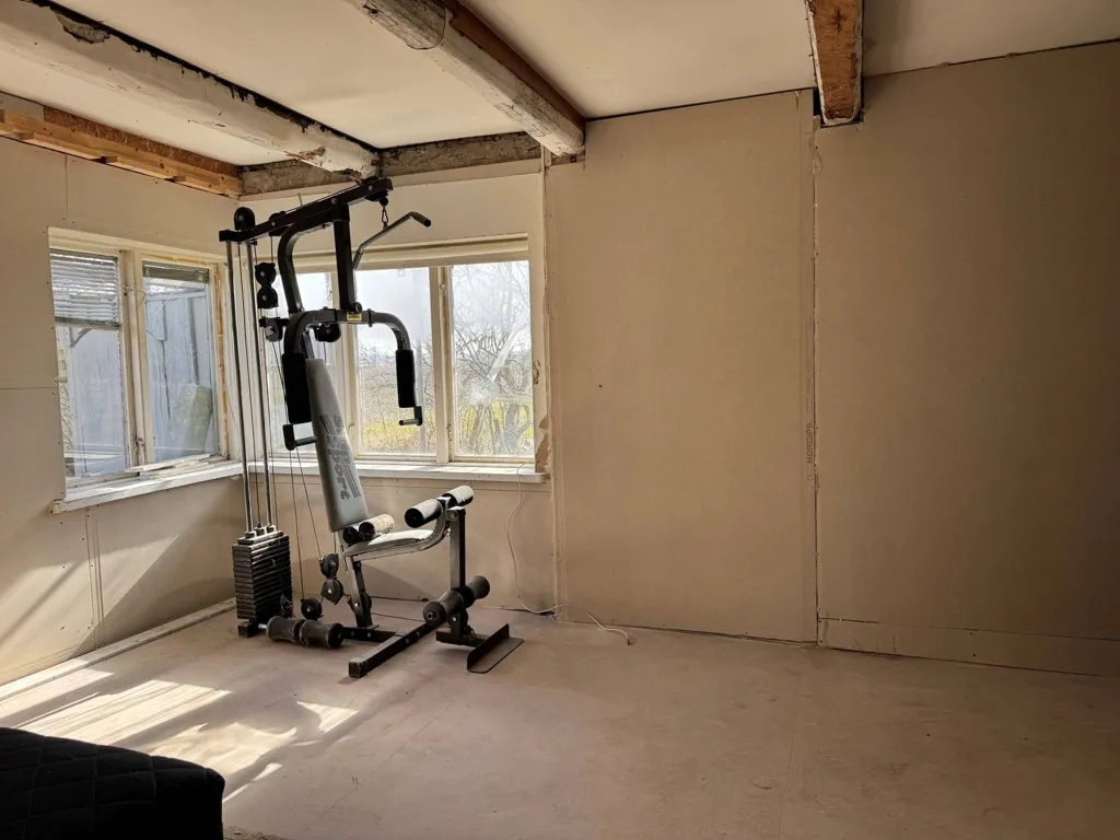 Toad - Villa with Renovation Potential in Malmövägen