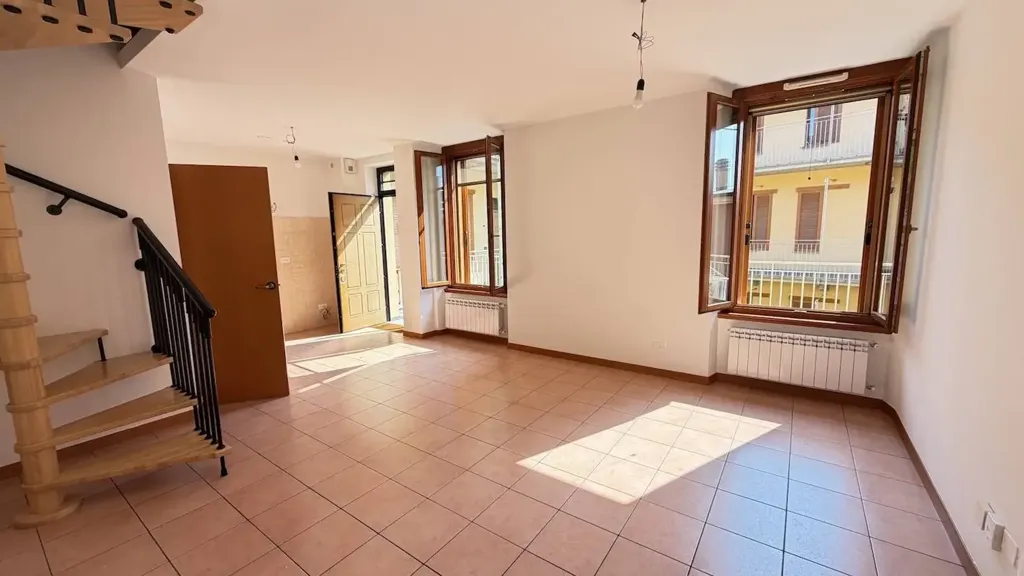Séjour - Restored Triplex with Attic in Niguarda, Milan