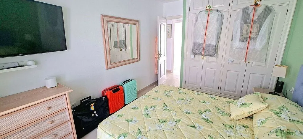Magamistoad - Semi-Detached Villa with Pool in Chayofa