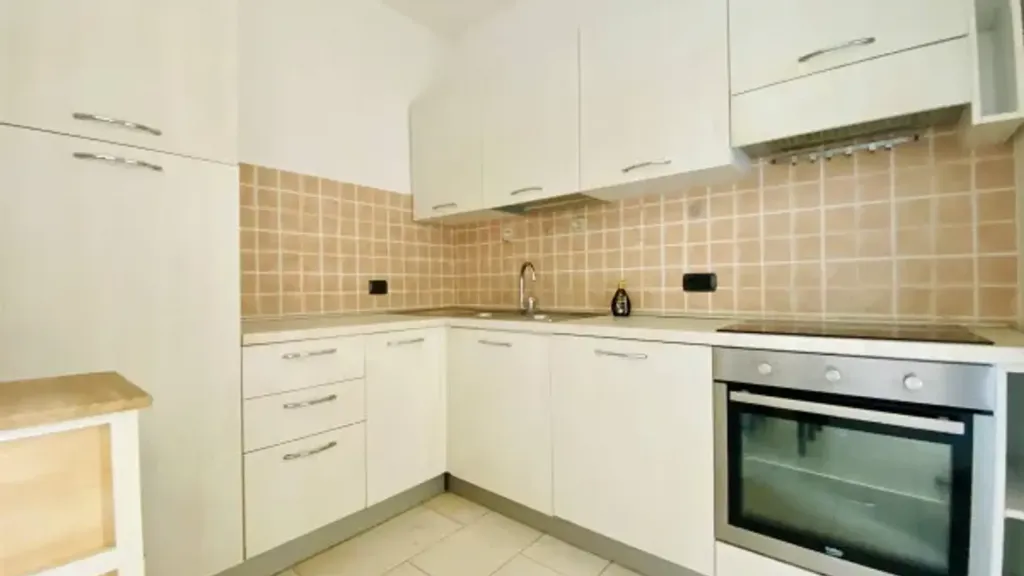 Cuisine - Rented Apartment with Terrace in Lucca