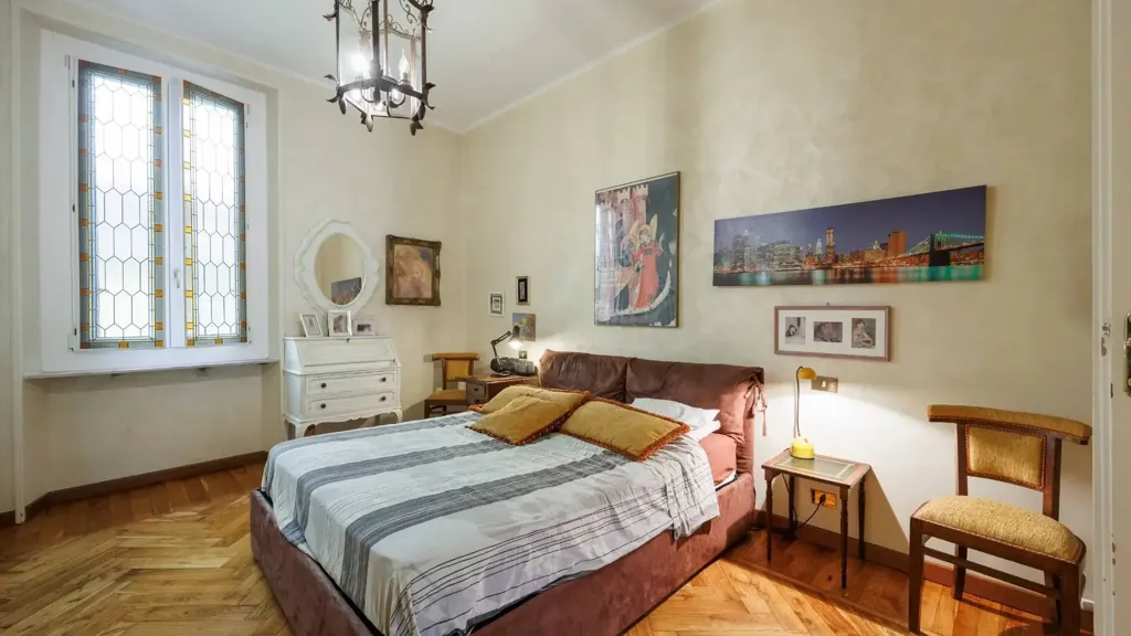 Chambres - Period Apartment with Balcony in Turin
