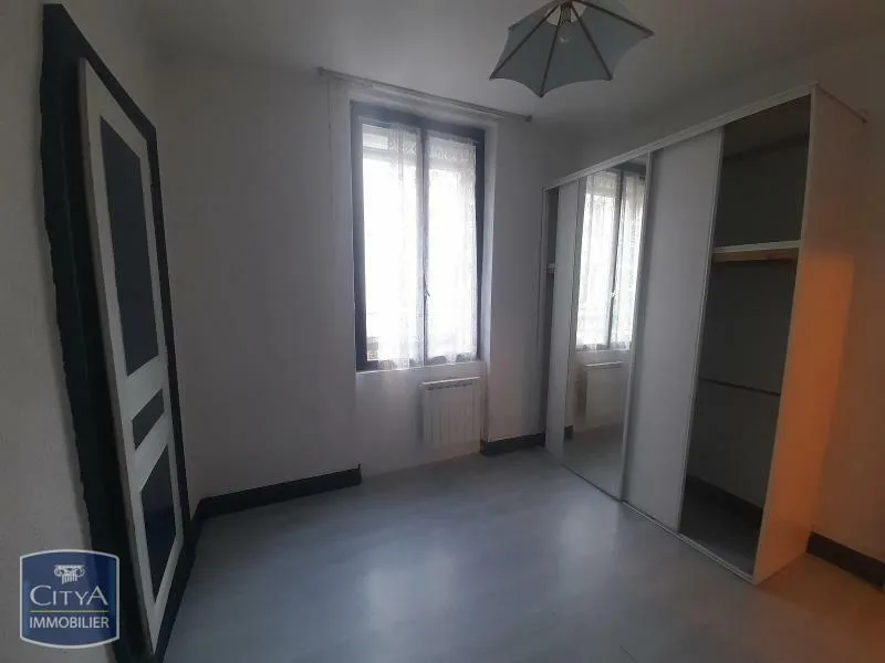 Toad - First-Floor Flat in Charming Le Blanc