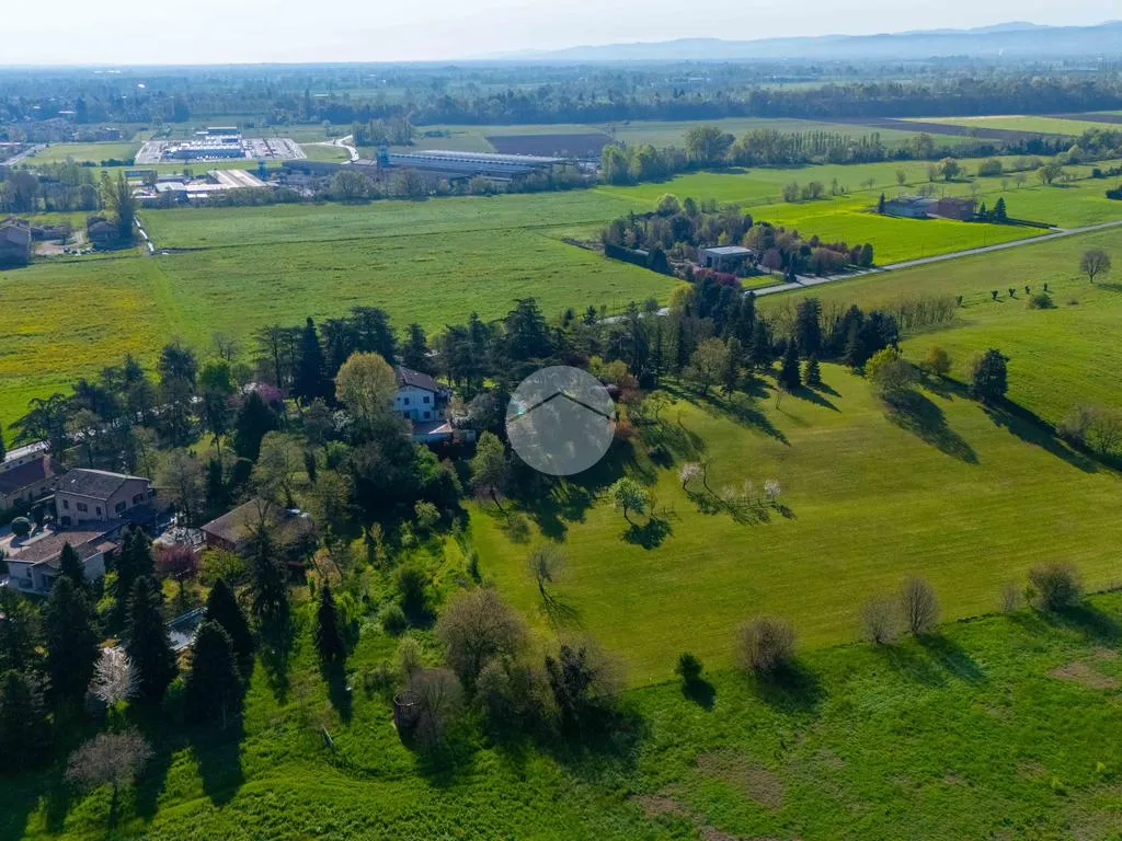 Õhuvaade - Villa with Pool near Parma
