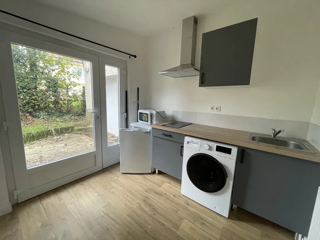 Cuisine - Studio Meublé avec Jardin à Poitiers Montbernage