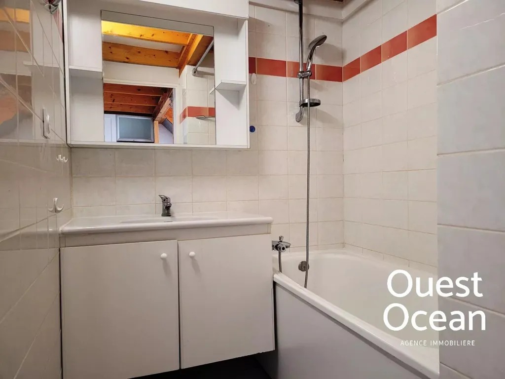 Salles de bain - Appartement Duplex Vue Mer à Olonne-sur-Mer