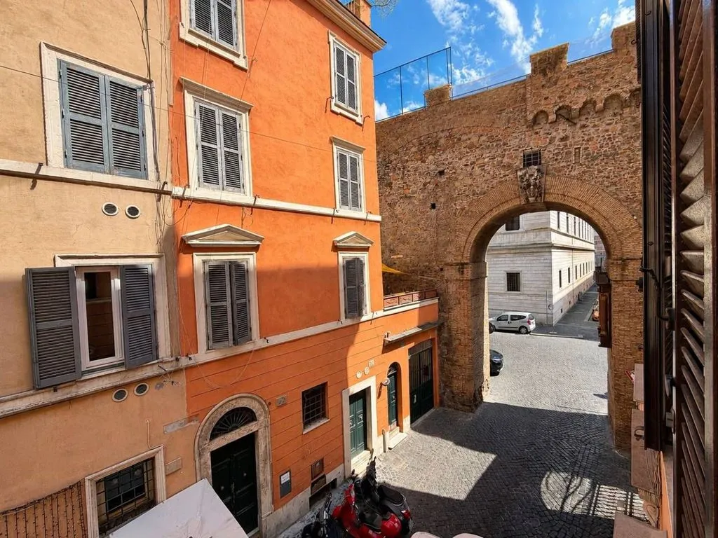 Giardino - Luxury Apartment with Double Aspect in Borgo Pio, Rome