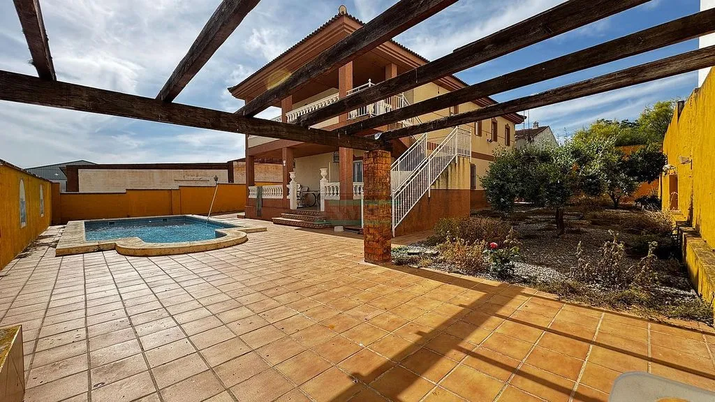 pool_area