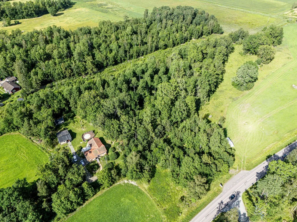 Õhuvaade - Land Plot with Pre-Approval for House and Stable in Södermanland