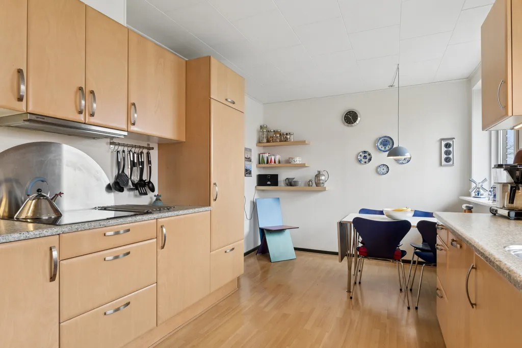 Cucina - Estate Villa with Lake View in Rødding