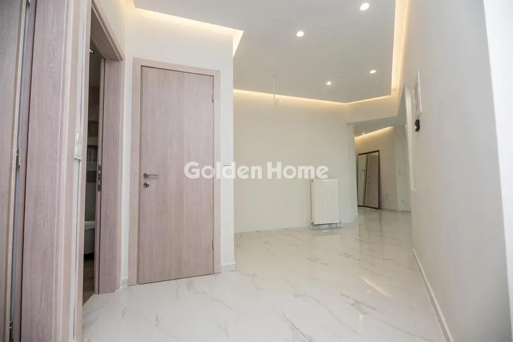 Entrée - Fully Renovated Flat with Central Location in Stavroupoli