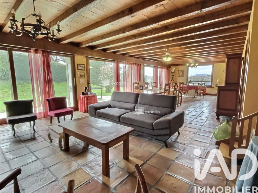 Soggiorno - Architectural Villa with Mountain View in Urrugne