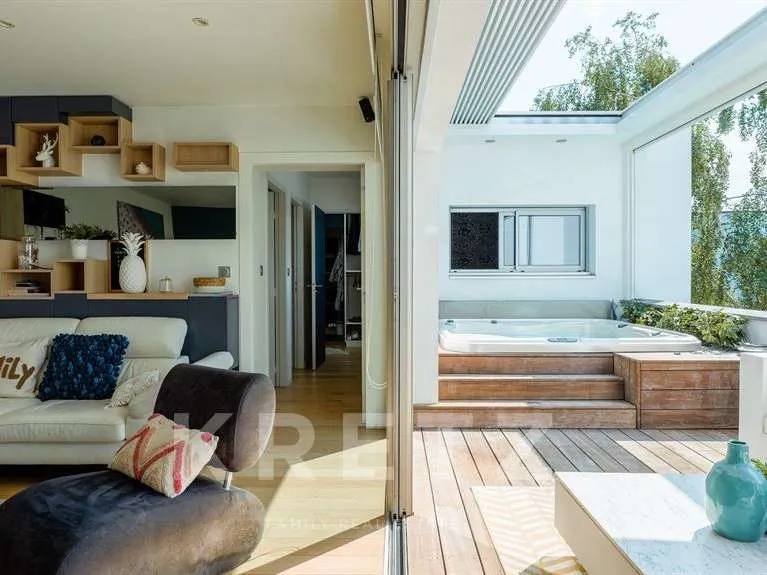 Terrace - Architect-designed Villa with Pool in Saint-Brieuc