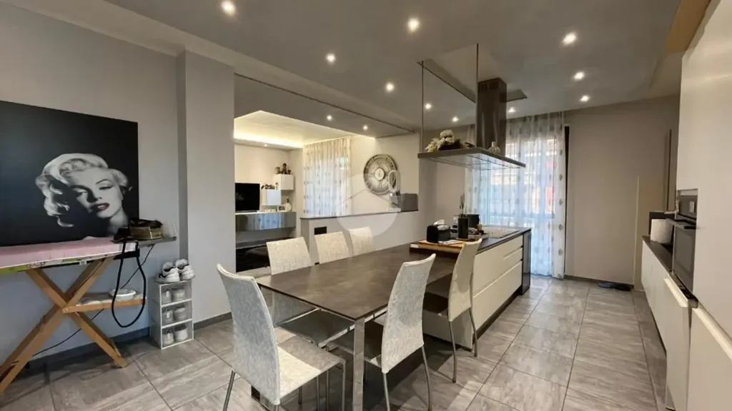 Söögituba - Apartment with Balcony in Carmagnola