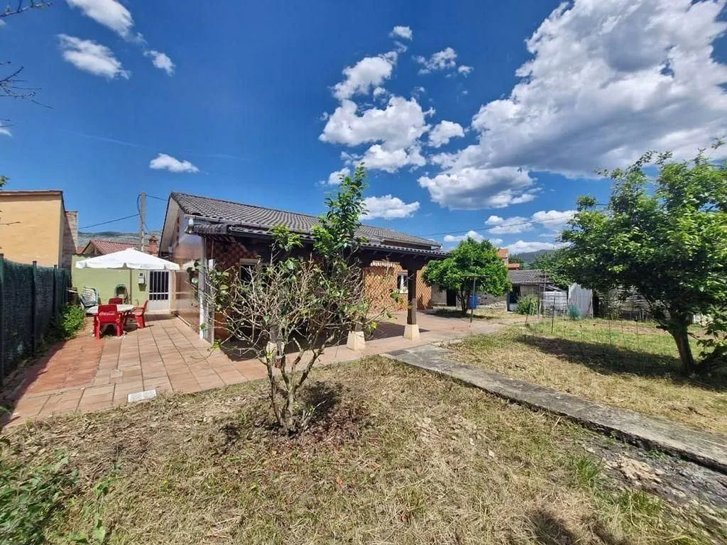 Garden - Chalet with Garden in Corrales de Buelna