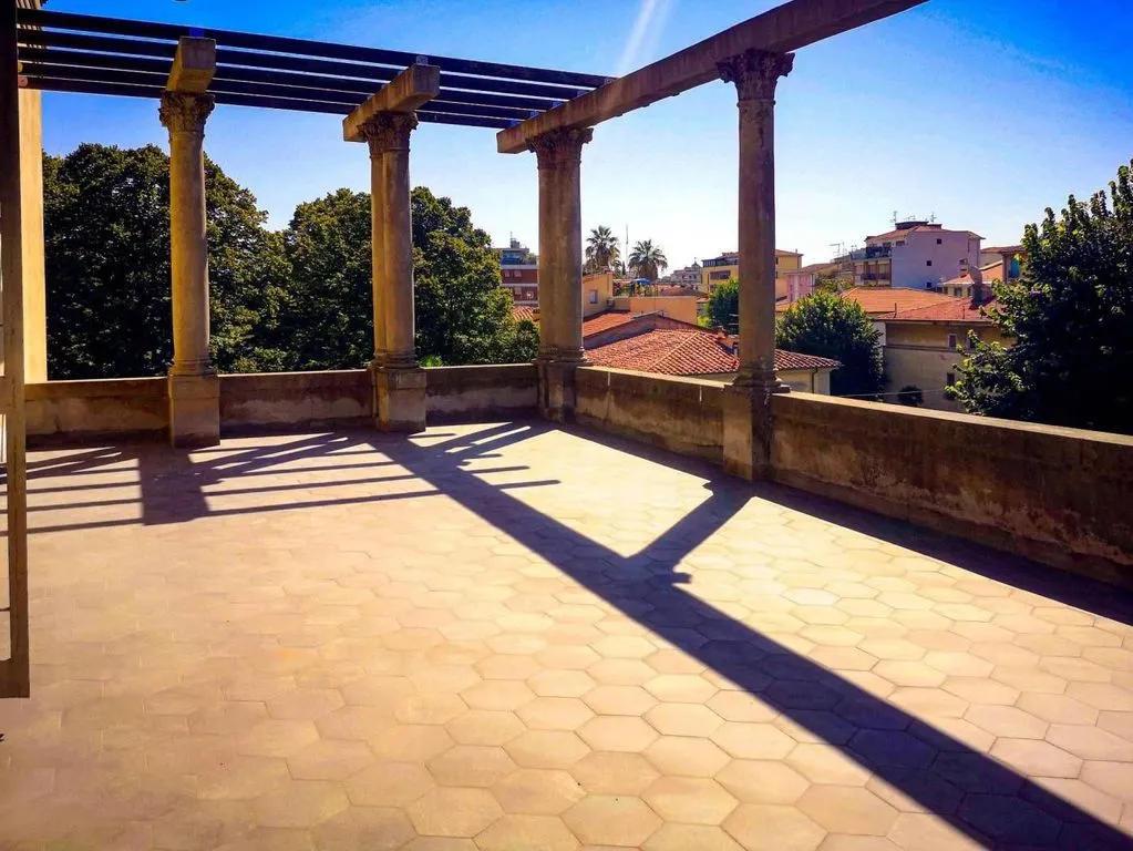 Terrass - Art Nouveau Villa with Private Park in Pisa