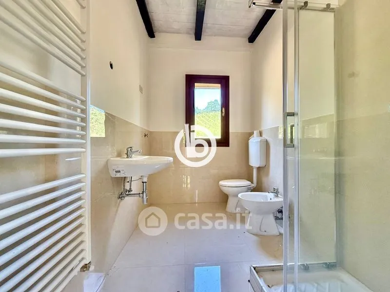 Bathrooms - Rustic Trilocale with Balcony in Pianoro