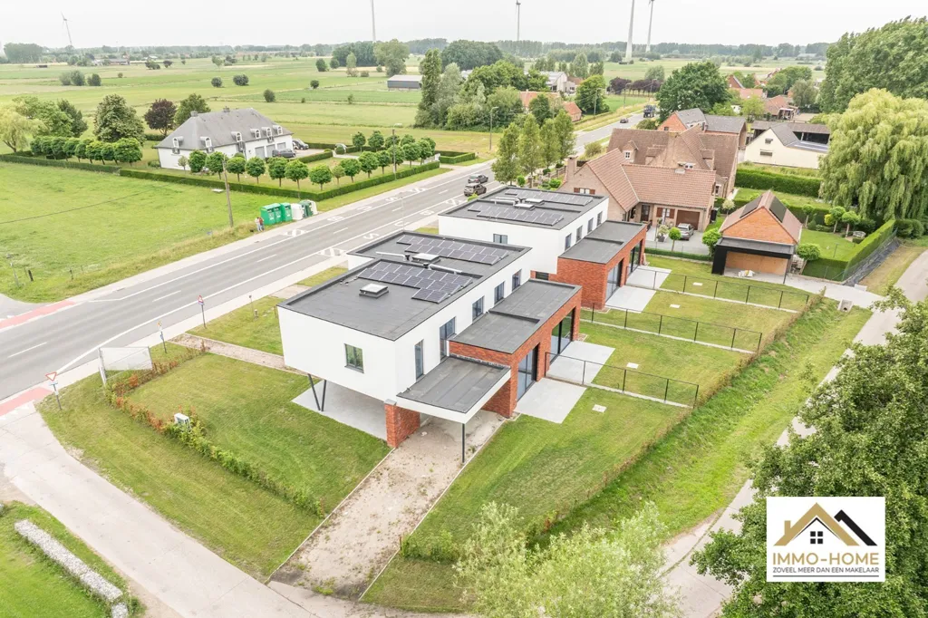 Õhuvaade - Modern House with Solar Panels near Lokeren