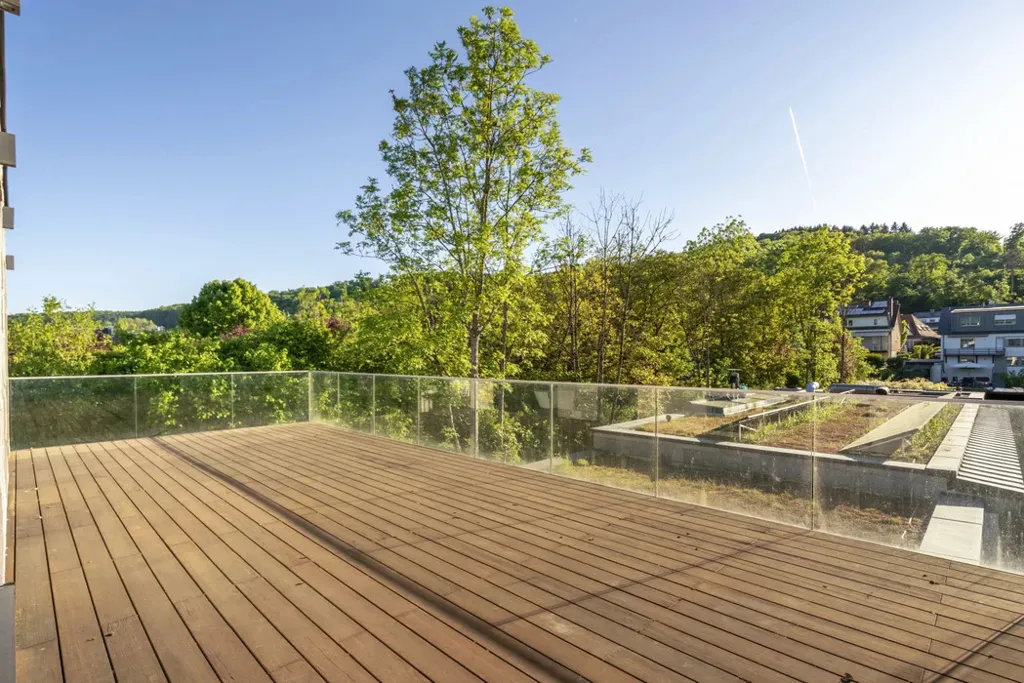 Balcon - Villa Luxueuse avec Piscine à Bereldange