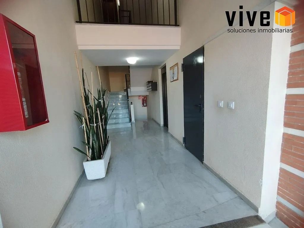 hallway_entrance