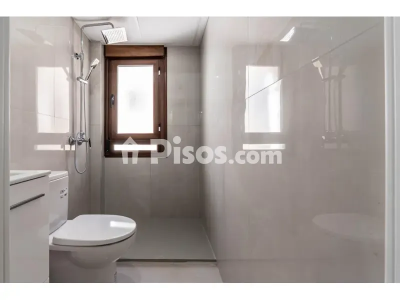 Bathrooms - Renovated Flat with Northwest View in Alhamar