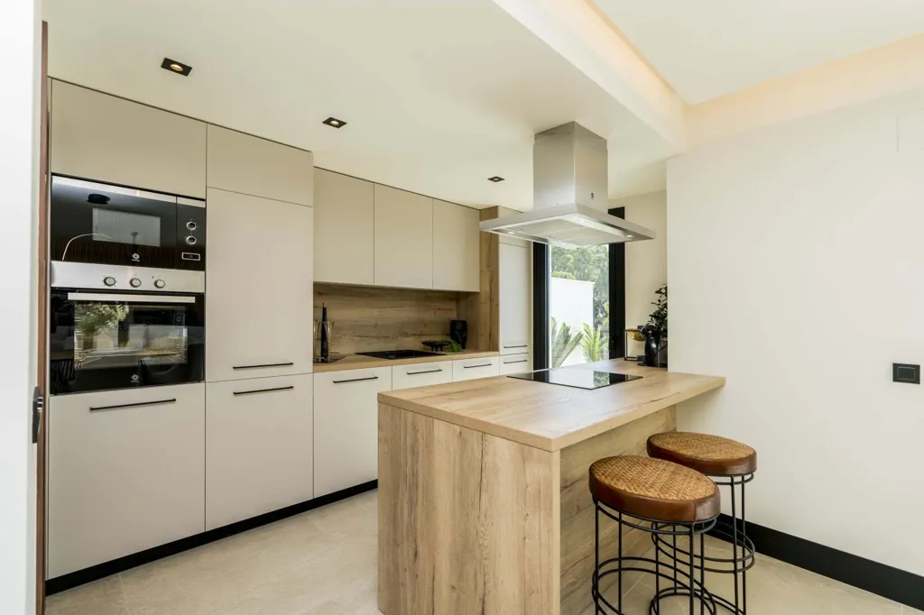 Cuisine - 3-Bedroom Flat with Pool in Marbella