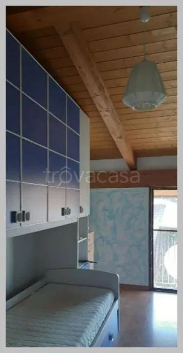 Chambres - Two-Storey Villa with Terrace in Ivrea