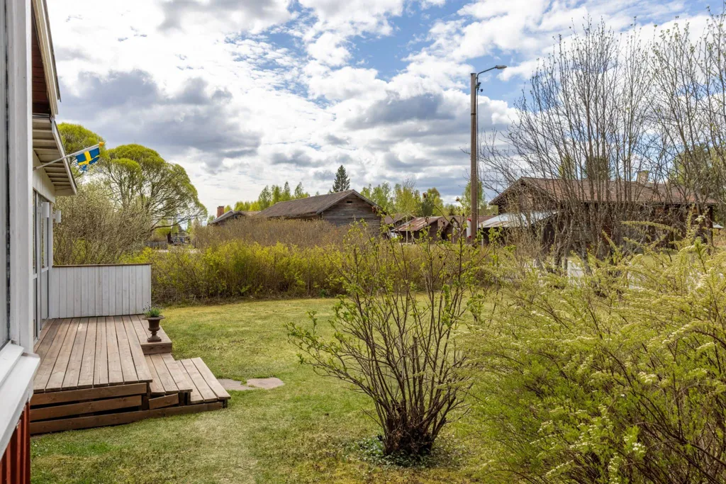 Aed - Eco-Friendly Villa with Garden in Östnor