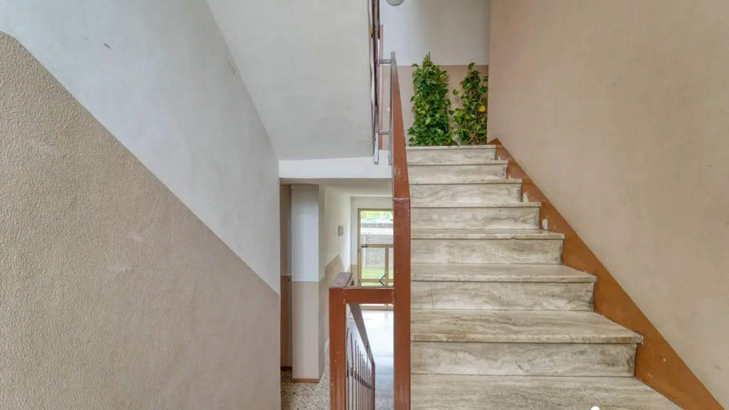 Pièces - Spacious 2-Bedroom Apartment in Casalmaiocco