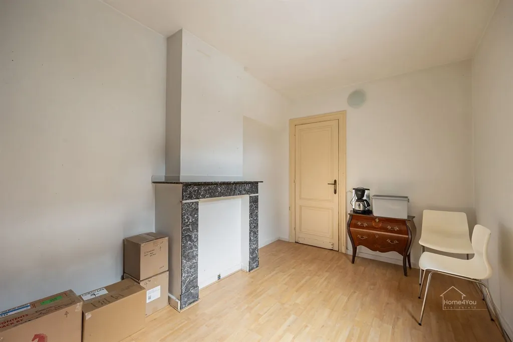 Soggiorno - Ready-to-Move 2-Bedroom Apartment in Central Antwerp