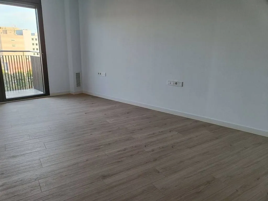 Pièces - Newly Built Duplex with Terraces in Granollers