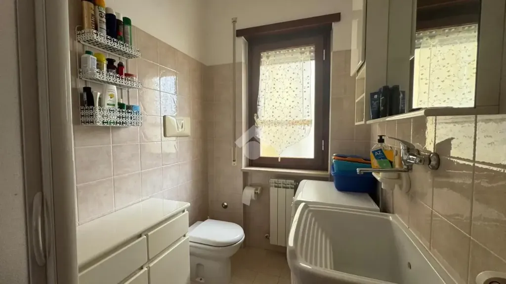 Salles de bain - Apartment with Three Terraces in Corigliano-Rossano