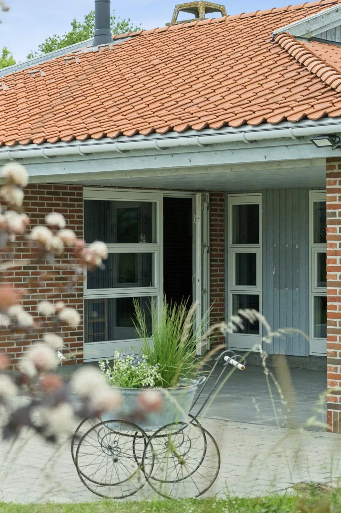 Exterior - 1979 Summerhouse with Garden in Karrebæksminde