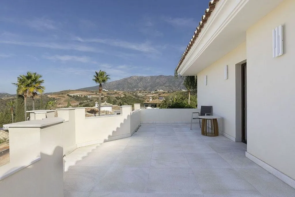 Terrass - Luxury Villa with Pool in Mijas Golf