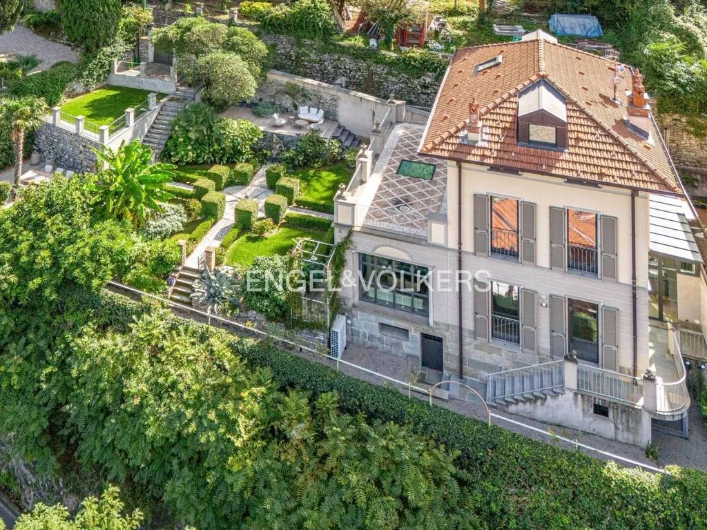 Õhuvaade - Luxury Villa with Lake View in Torno, Como