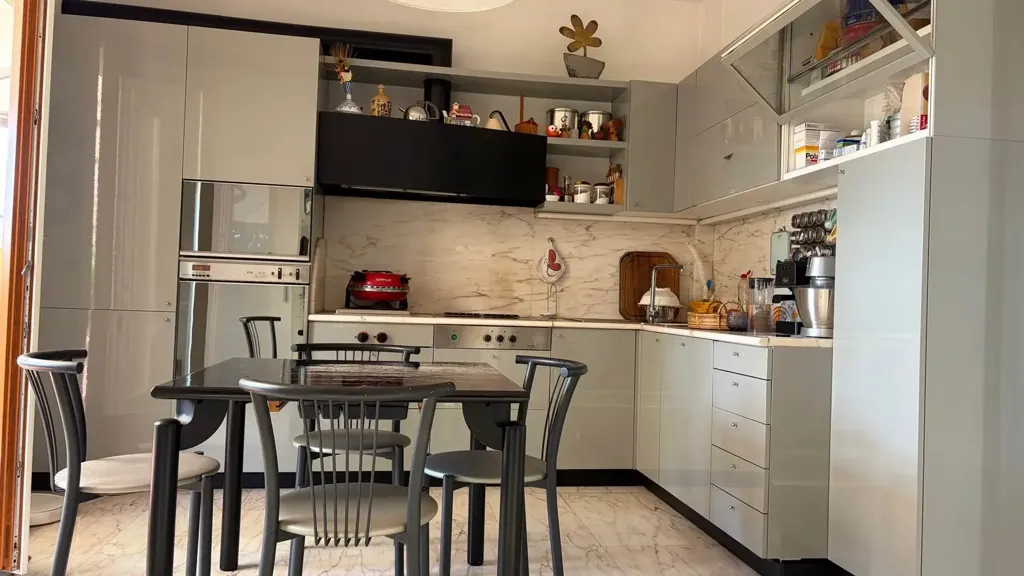 Cuisine - Apartment with Garden and Panoramic View in Ancona