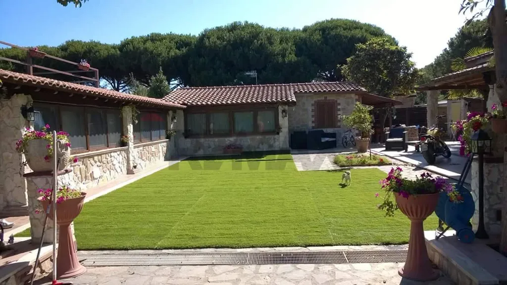 Aed - Rustic Villa with Garden in Tarquinia