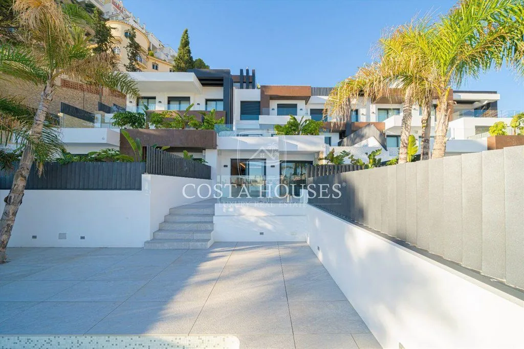 Exterior - Luxury Penthouse with Sea View in Benidorm