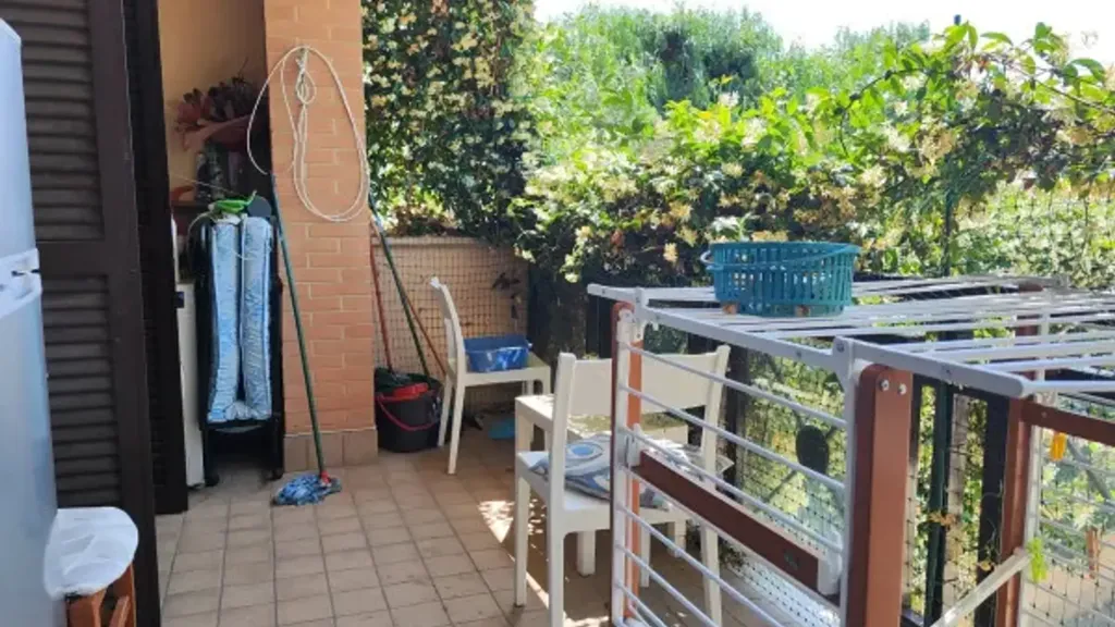 Terrass - Apartment with Terrace in Castelverde, Rome