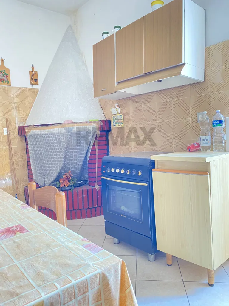 Cuisine - Spacious Apartment with Terrace in Tolfa