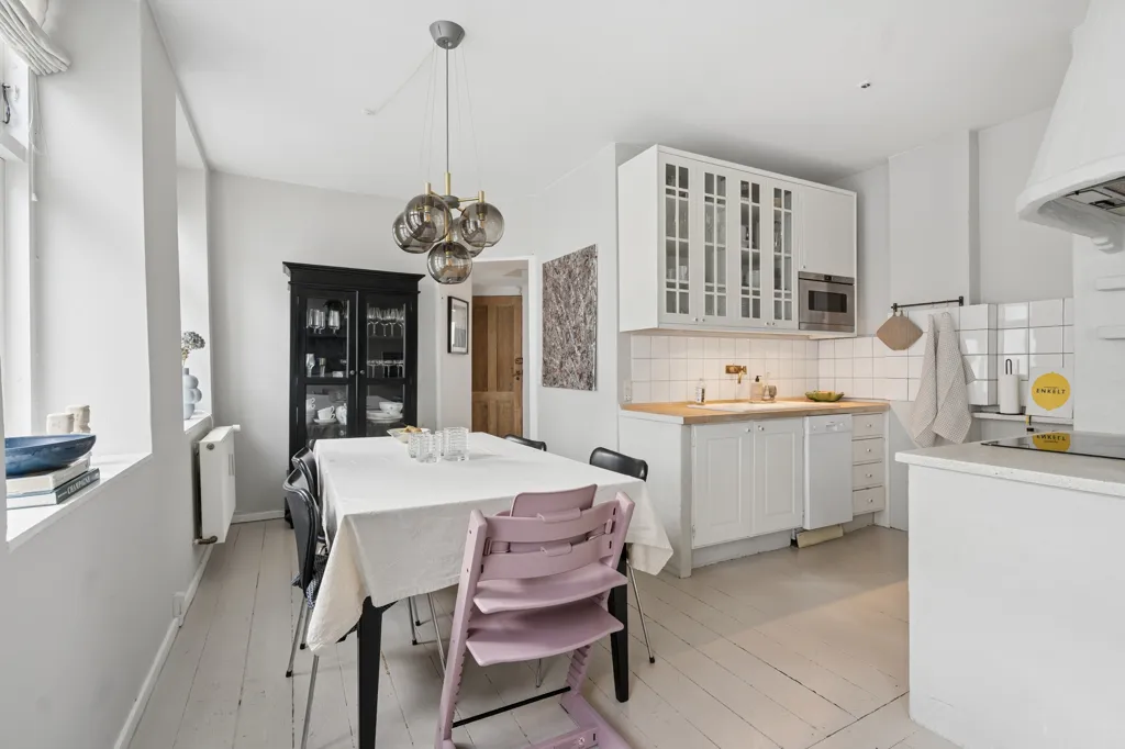 Söögituba - Apartment with Fireplace in Copenhagen