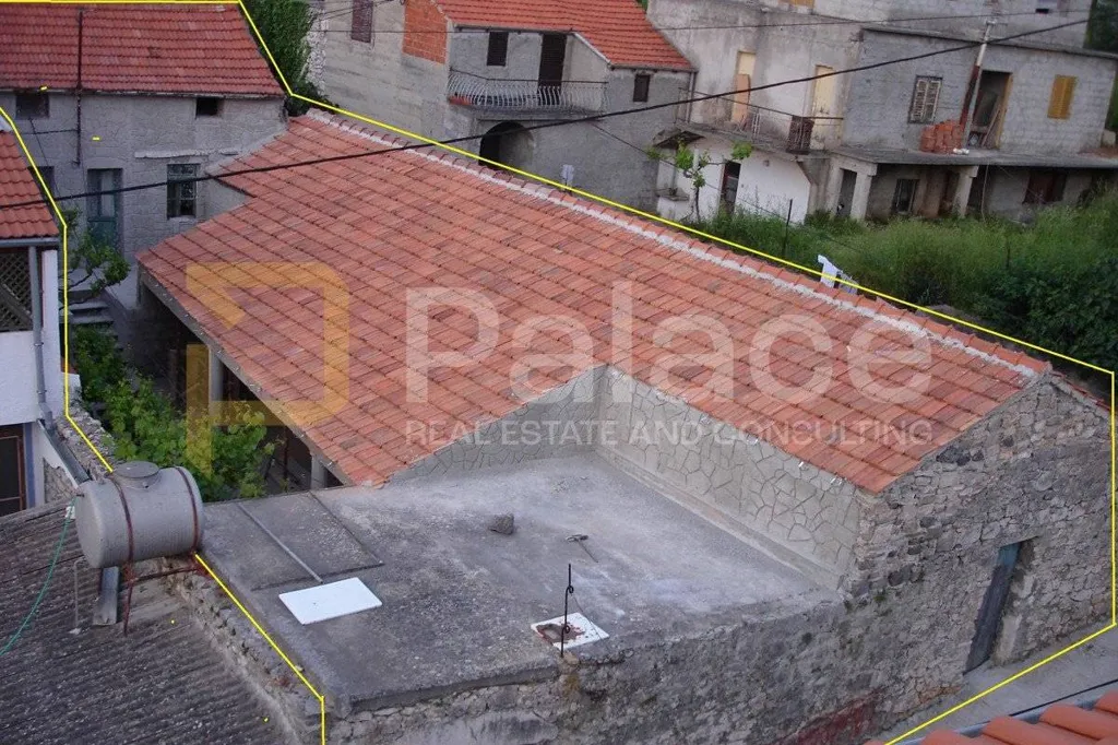 Vista aerea - Stone House with Restaurant in Tkon