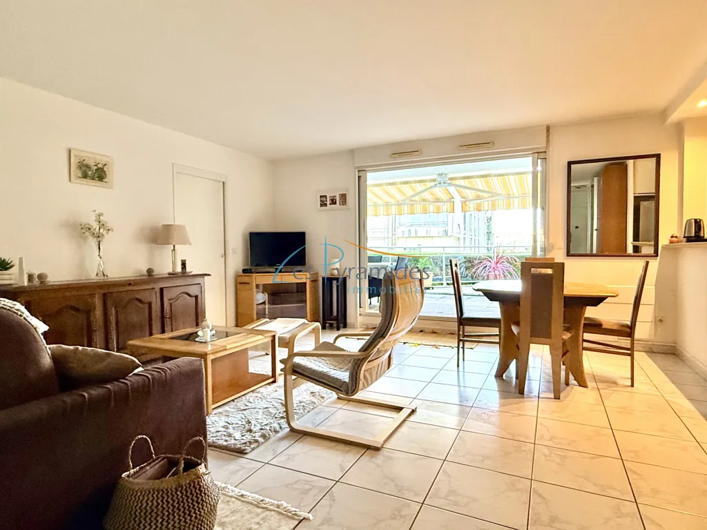 Séjour - Appartement avec Terrasse et Garage à La Grande Motte