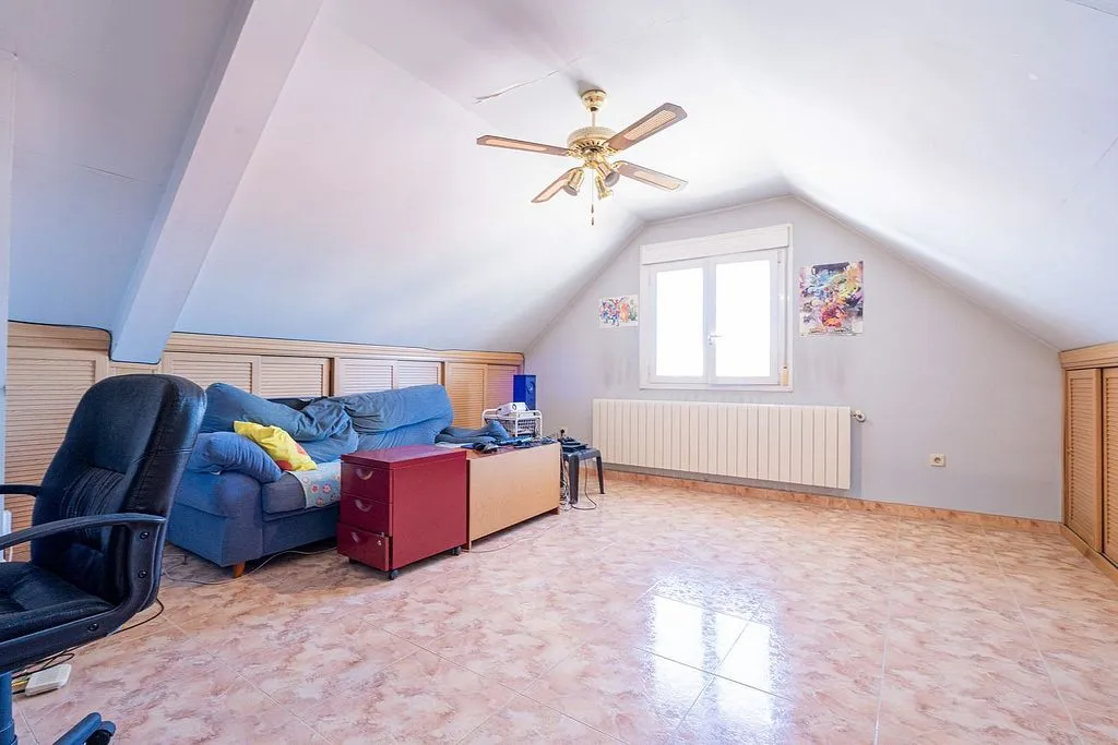 Stanze - Detached Chalet with Garden in Valdebebas