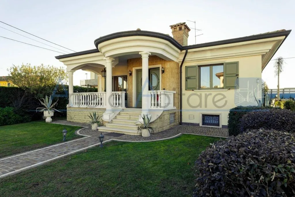 Välivaade - Luxury Villa with Private Garden in Oppeano