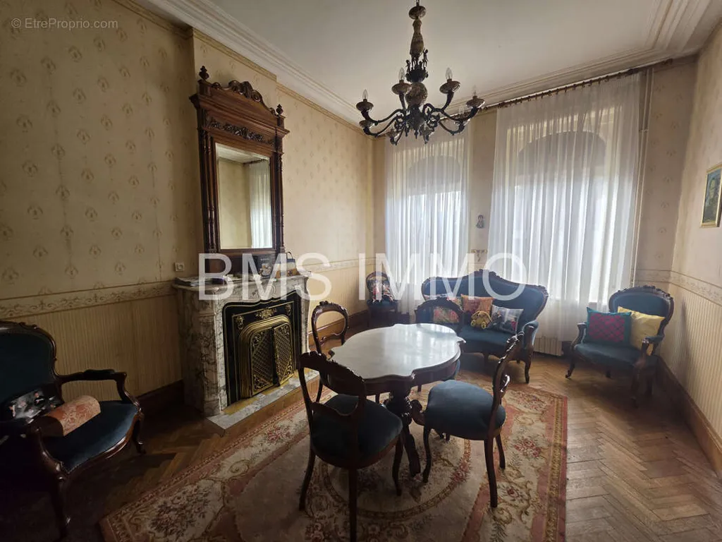 Maison 6 pièces à Raimbeaucourt