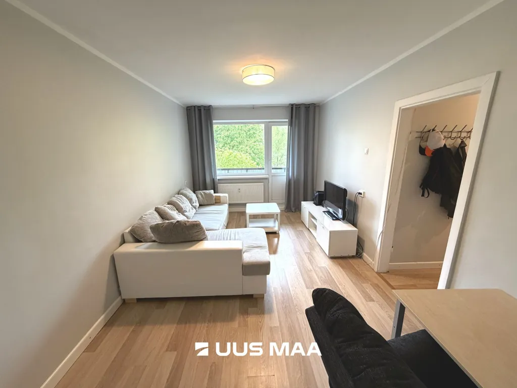 Séjour - Renovated Flat with Balcony in Mustamäe