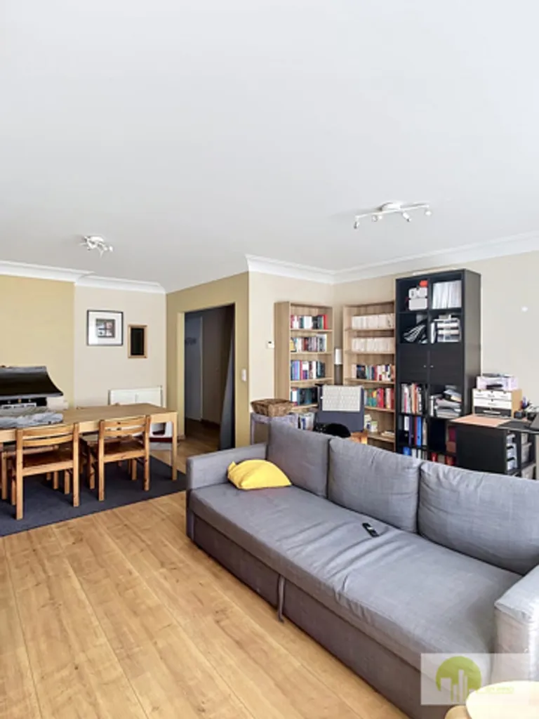 Renovated Apartment with Garden in Dilbeek