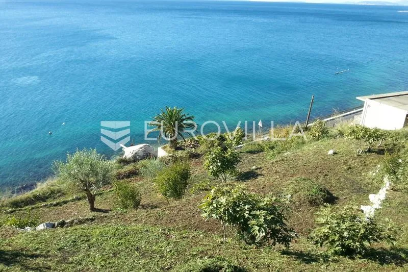 Aed - Building Plot with Sea View in Omiš, Jesenice