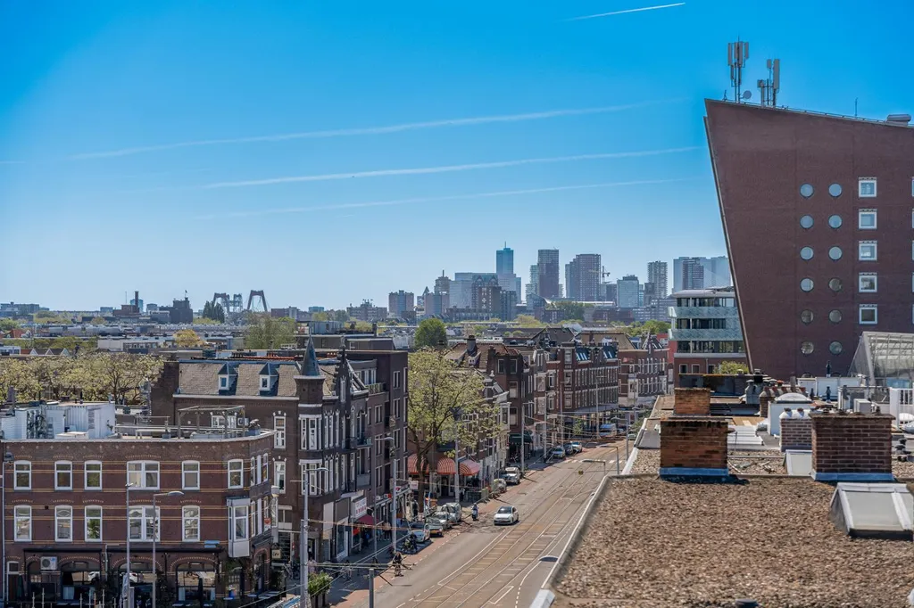 5-toaline korter asukohas Rotterdam