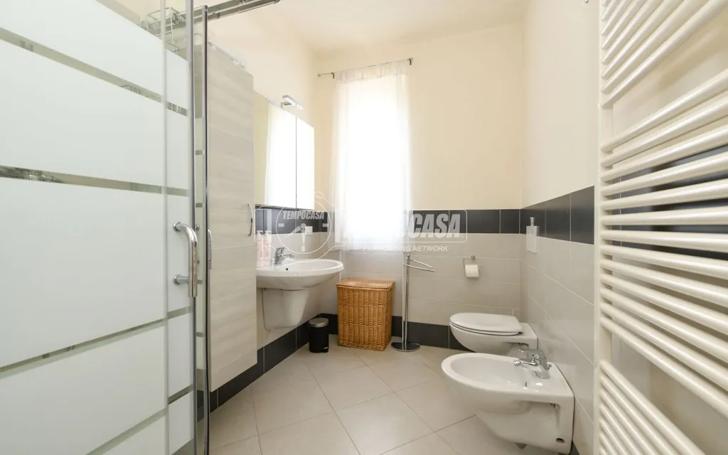 Vannitoad - Modern Apartment with Pool in Lonato del Garda